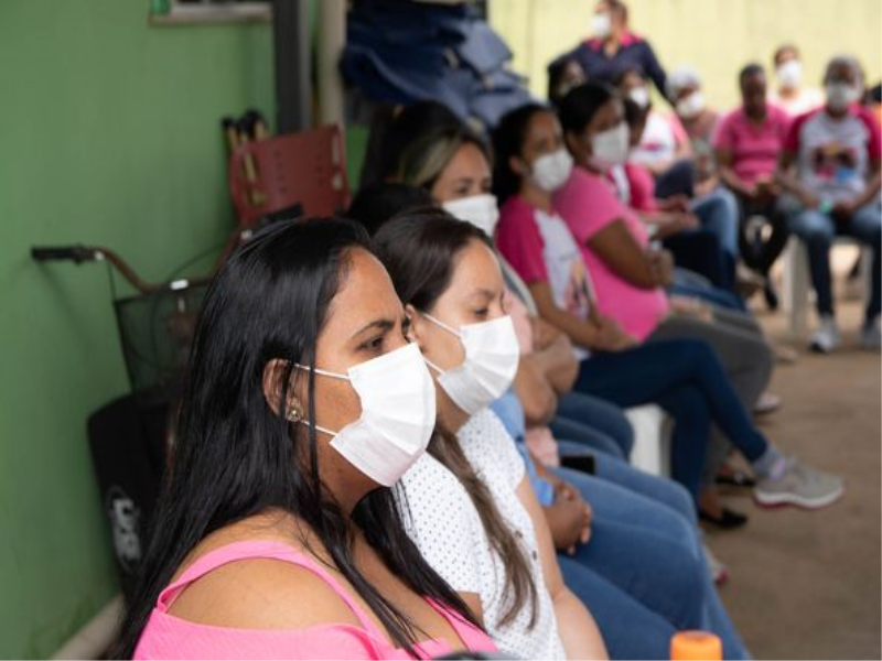 PALESTRA SOBRE A PREVENÇÃO AO CÂNCER DE MAMA